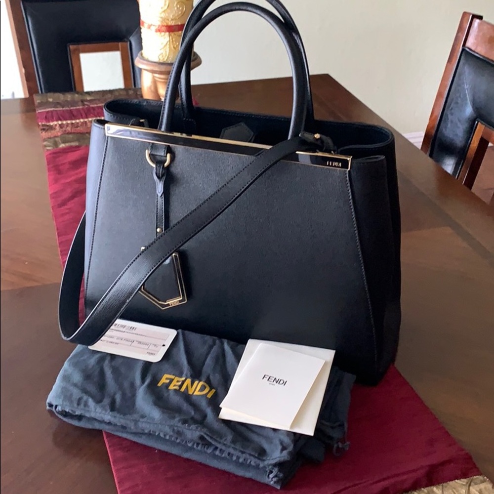 🎈Sale💕FENDI 2jours Medium Calfskin Leather Tote